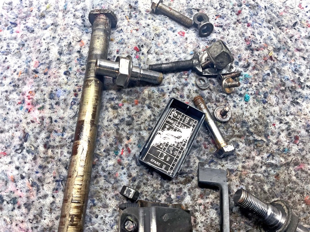 2010 Triumph Thunderbird Assorted Nuts, Bolts & Fixings