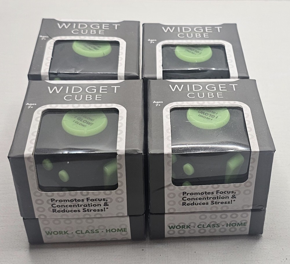 4 FIDGET CUBE GLOWS IN THE DARK
