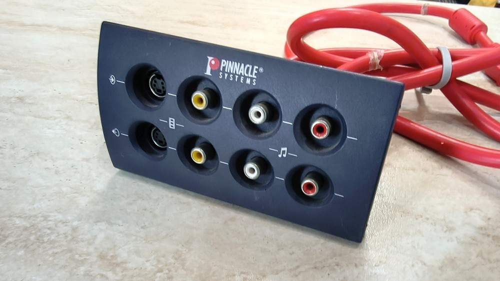 Pinnacle Systems Bluebox sn: 40160734