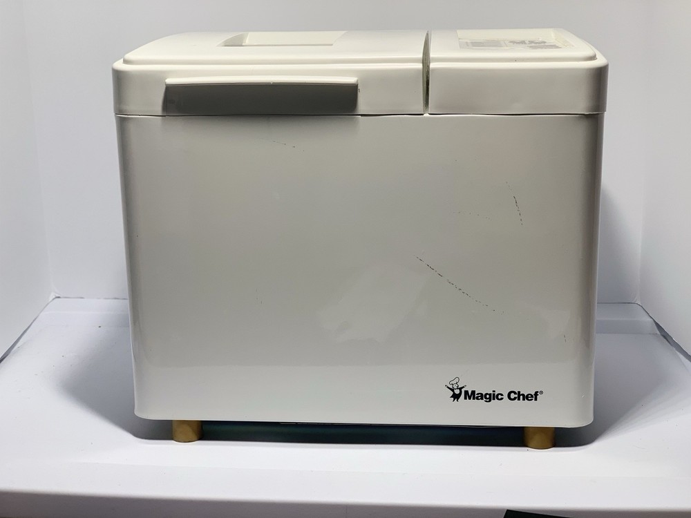 Magic Chef Bread Maker ES1850 Automatic 1.5 lb & Instruction Manual Free Ship