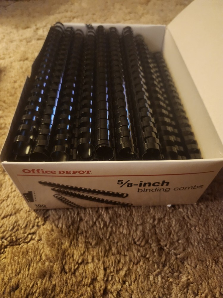 50 Pack 19 Plastic Binding Combs 5/8 Inch Diameter125 Sheet Capacity