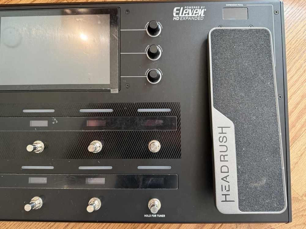 Head Rush Pedalboard Guitar Amp and FX Modeling Processor Used