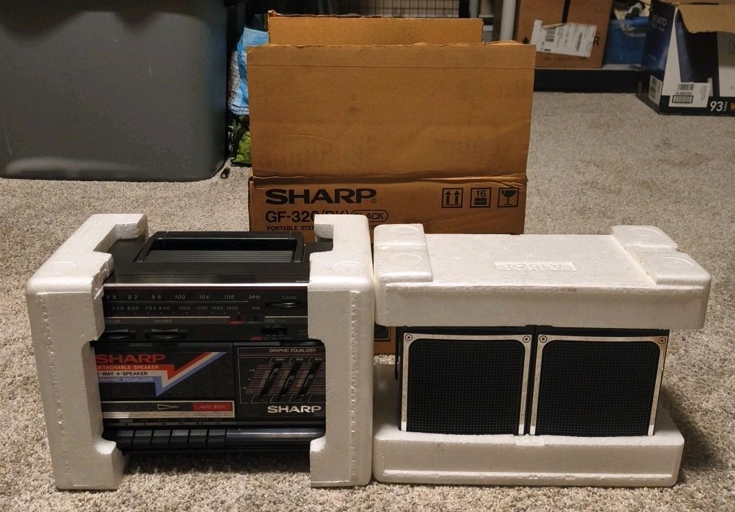 SHARP GF-320 VTG. BOOMBOX STEREO. NEW OLD STOCK