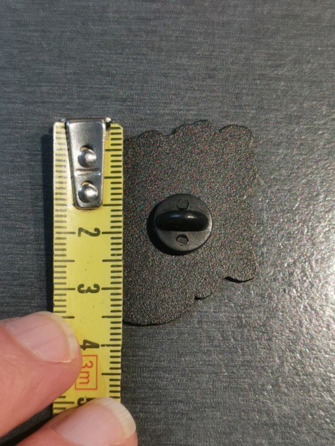 GIDDY UP THERE'S CHAOS TO SPREAD! New High Quality Pin Badge