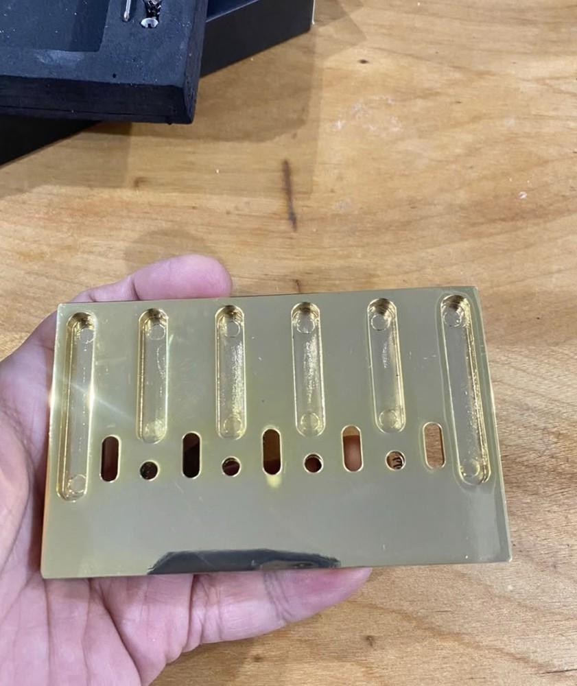 Guyker Bass Bridge, 5 String Bass Bridge with Solid Roller Saddle Adjustable