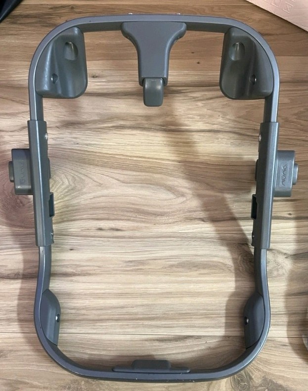 Nuna Pipa Ring Adapter for Nuna Mixx Stroller euc!
