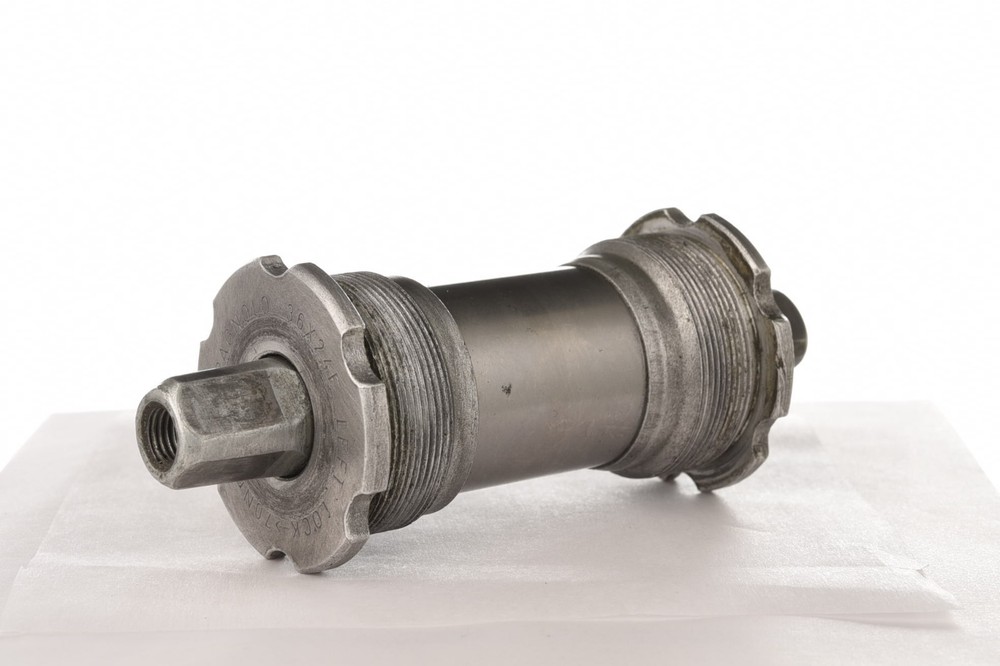 Campagnolo Square Taper Bottom Bracket 36x24F Italian Thread
