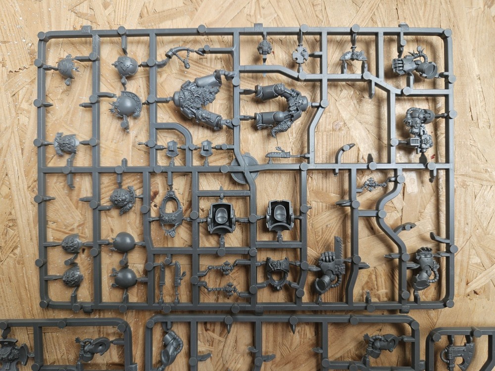 Warhammer 40k Space Wolves Terminators Firstborn OOP Sprues 2009