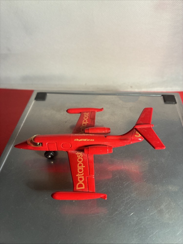 MATCHBOX Intl. Macau SB1 1973 DATAPOST Red LEARJET.