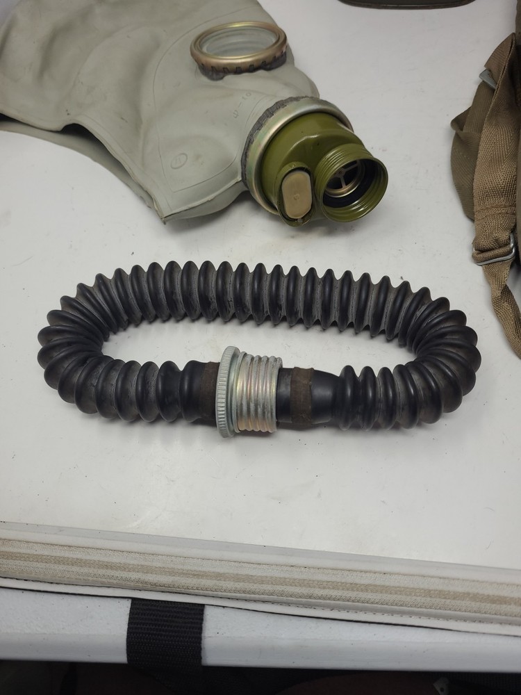 BSS MO 4 Gas Mask