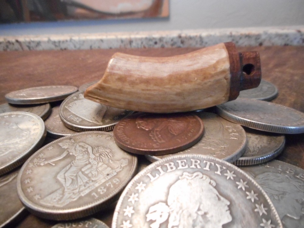 Plain Hand Carved Deer Antler Powder Measure   Muzzleloading