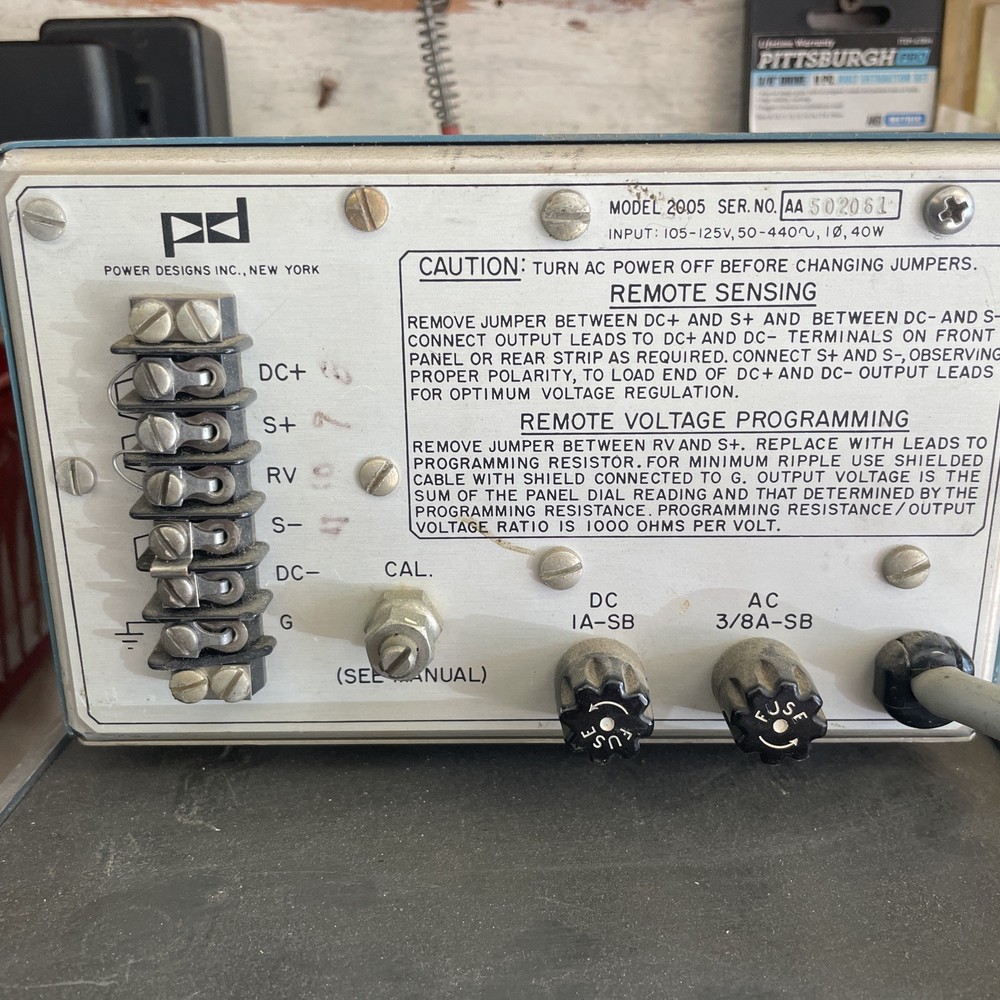 P D DESIGN MODEL 2005---PERCISION POWER SOURCE