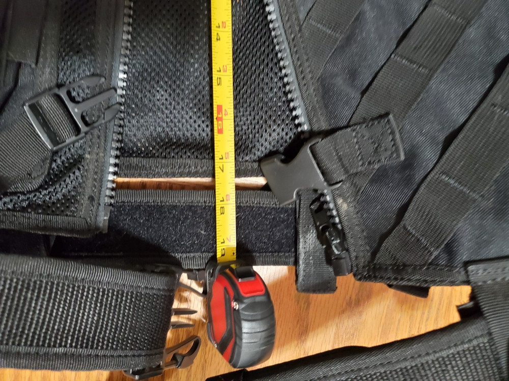 Black Tactical Utility Vest MOLLE Style Adjustable Multi‑Pocket - various uses