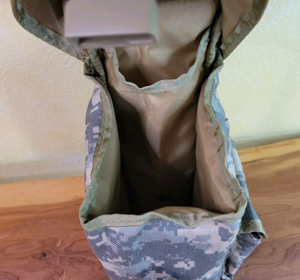 NEW Large Molle Padded Electronics Optics General Purpose Water Bottle Pouch
