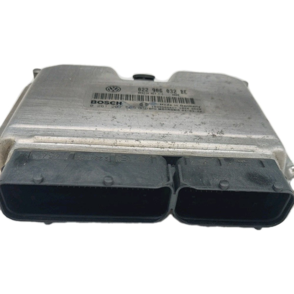 Engine Control Unit Volkswagen Touareg 022906032BE
