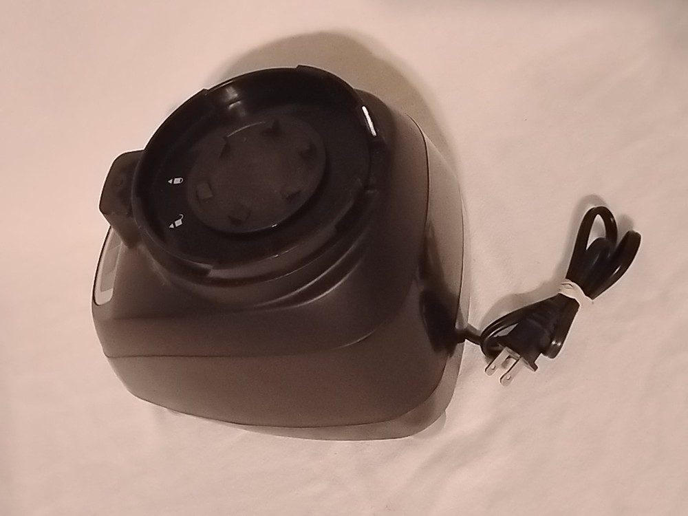 BLACK & DECKER FP1600B Food Processor Replacement Part Base (Motor Only)WORKING