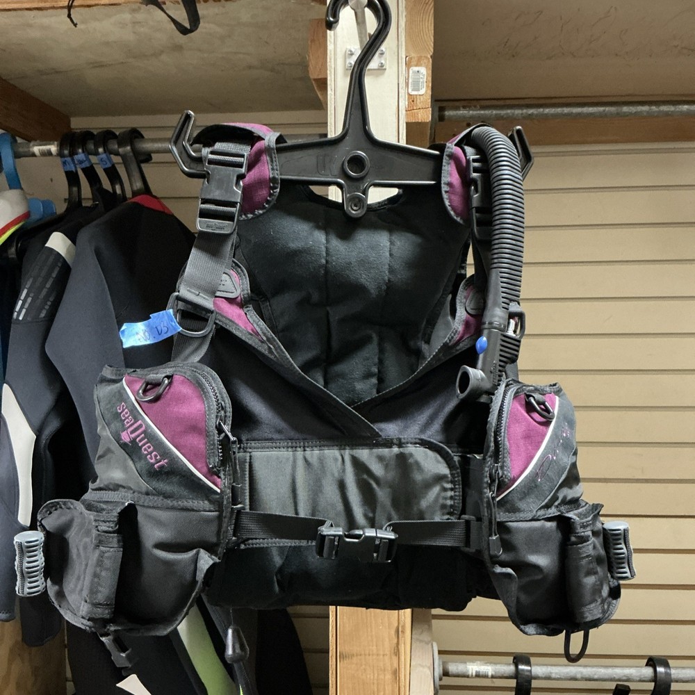 Use As Is SeaQuest Diva QD Size M/L BCD