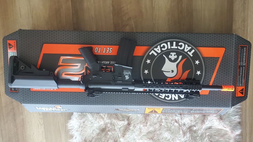 Lancer Tactical Gen 2 Airsoft Gun