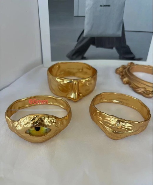 Schiaparelli Five-feature series stacked bracelets Bangle new 3pcs