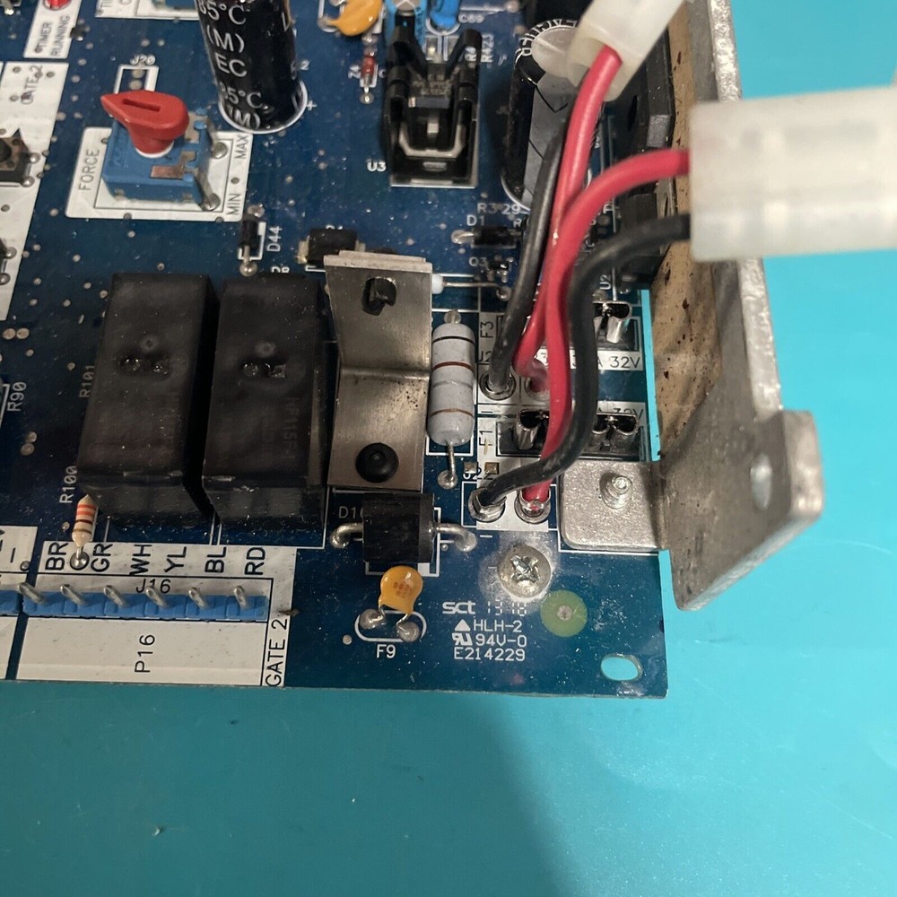 127A0169B E214229 Chamberlain Board |KM1125