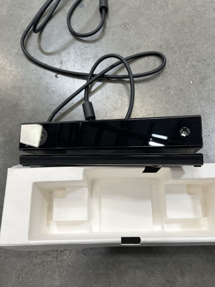 Microsoft Xbox One Kinect Camera Motion Sensor Bar Model 1520