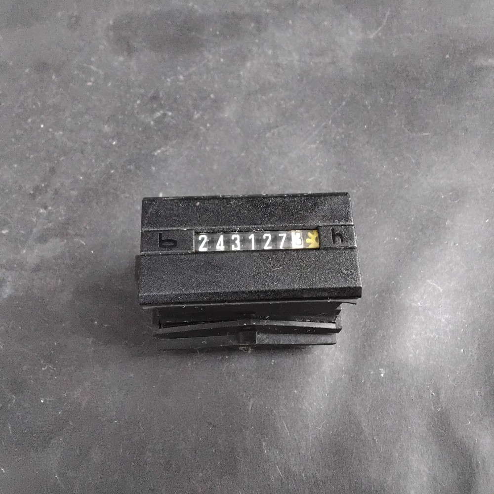 BAUSER OPERATING HOURS COUNTER ($21 OBO)