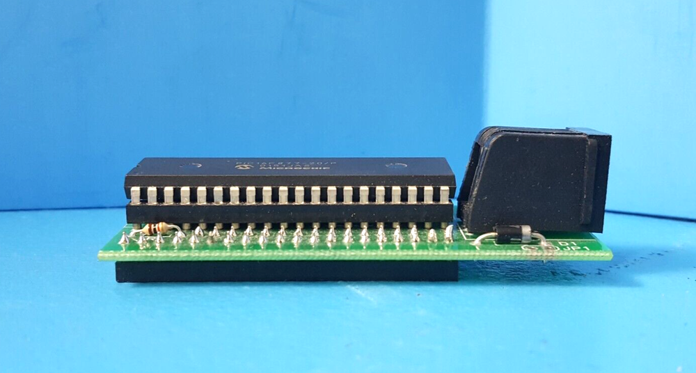 Mplab-ICD Header, AC 162051, Microchip, w/ PIC16F877-20/P, ICD/ICD2 Header Board