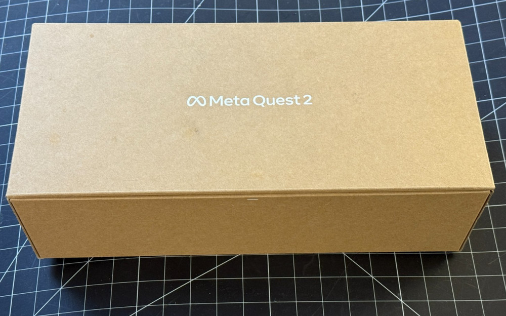 64GB Boxed Meta Quest 2 VR Headset - Excellent Condition w Controllers + Extras