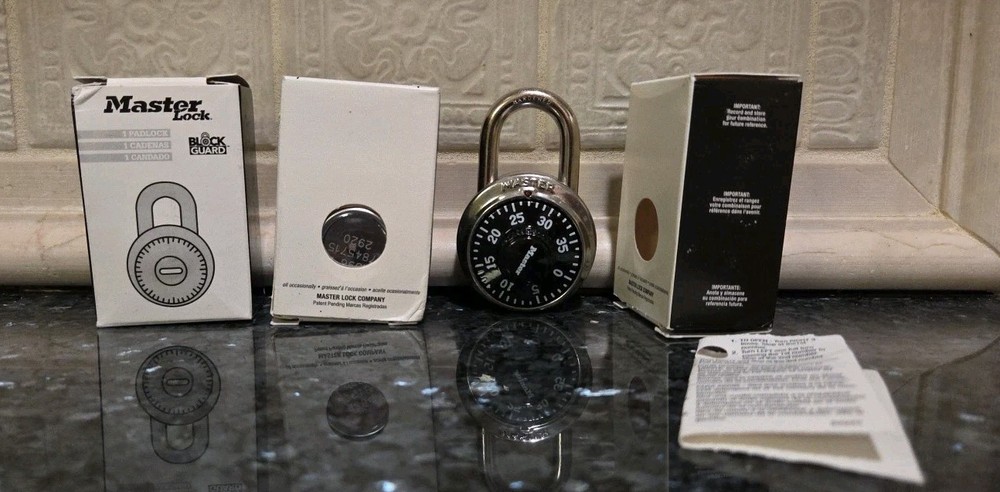 Master Lock Combination Padlock NIB~with Block Guard