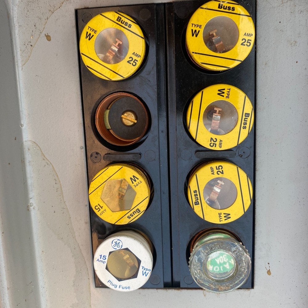 MURRAY GENERAL DUTY ENCLOSED SWITCH WITH 100A 120-240V FUSES REMOVE PULLER 🎯