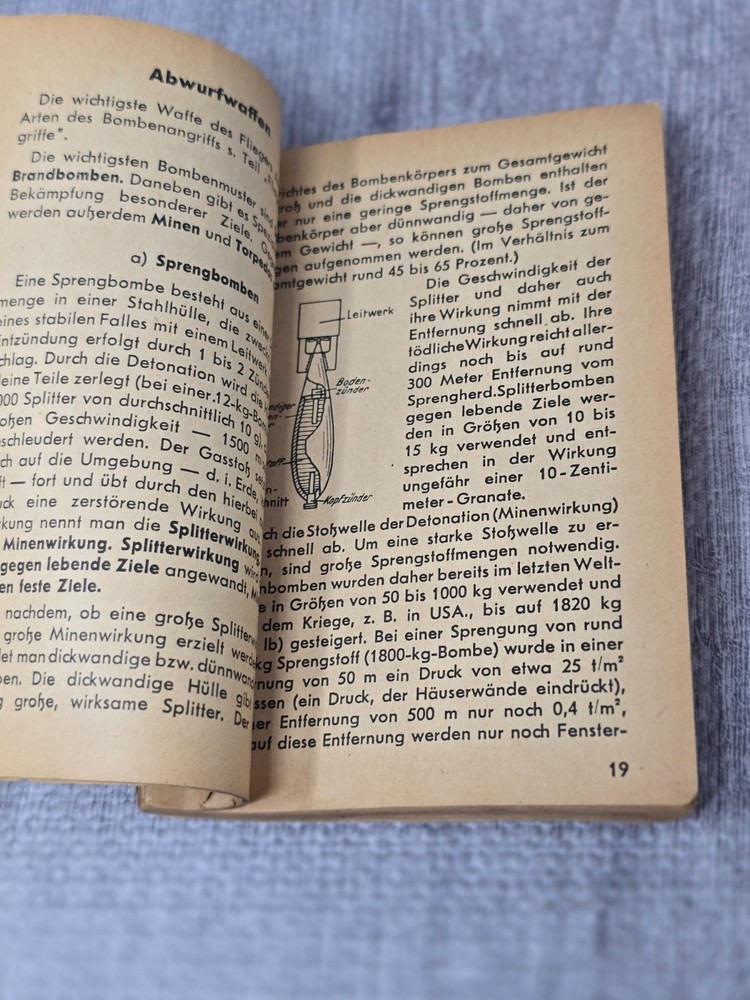 WW2 German Aircraft Identification Manual - Missing Cover 1943