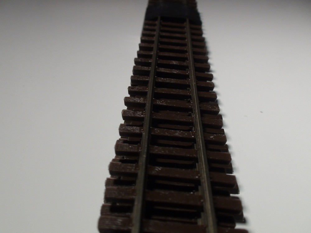 HON3 Micro-Engineering #10-114 HON3 SCALE Code 70 Flex Track NON WEATHERED