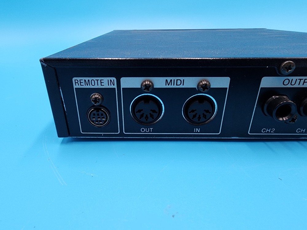 90s Sony HR-GP5 Guitar Multi Effect Instrument Processor Half Rack DPS Bass