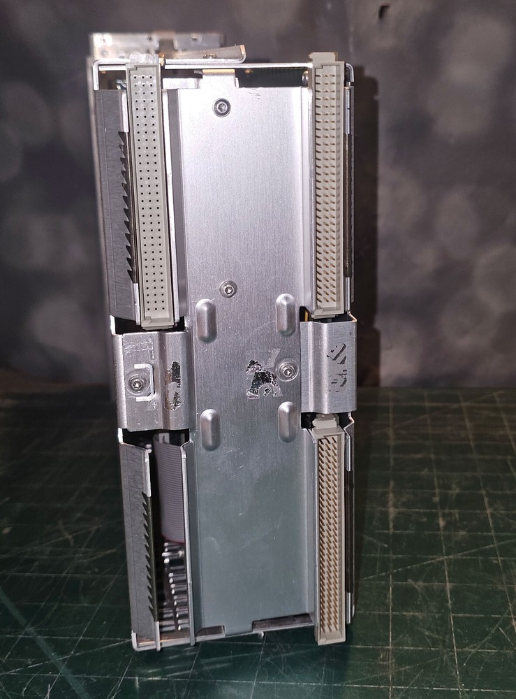 Tektronix Benchtop Controller, for TLA-720 (?)