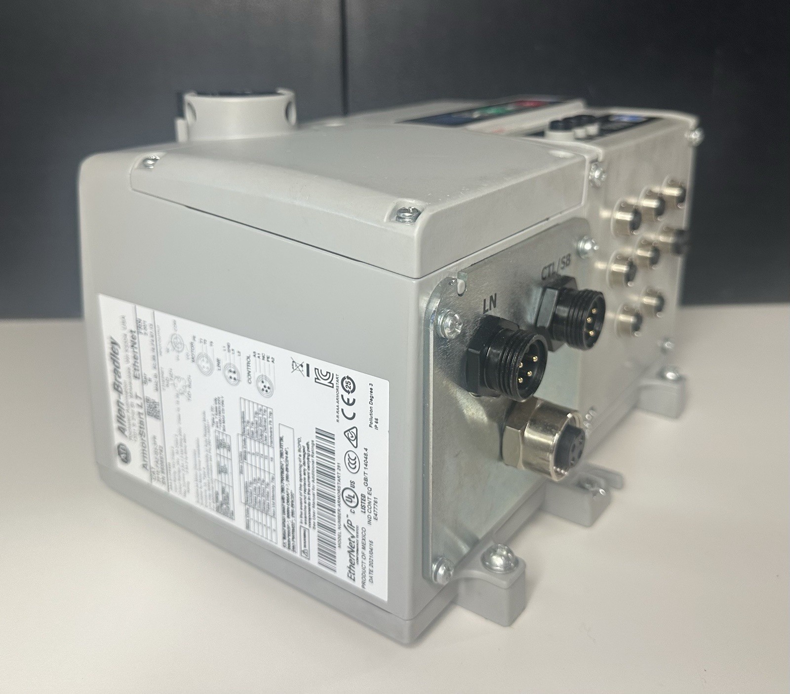 Allen Bradley ArmorStart LT 291-FAZ-G2-3FR SER B Distributed Motor Controller