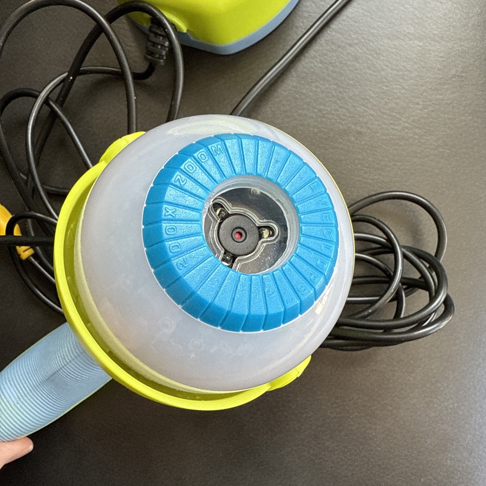 Jakks Pacific EyeClops Bionic Eye Plug & Play Microscope/Magnifier Tested WORKS!