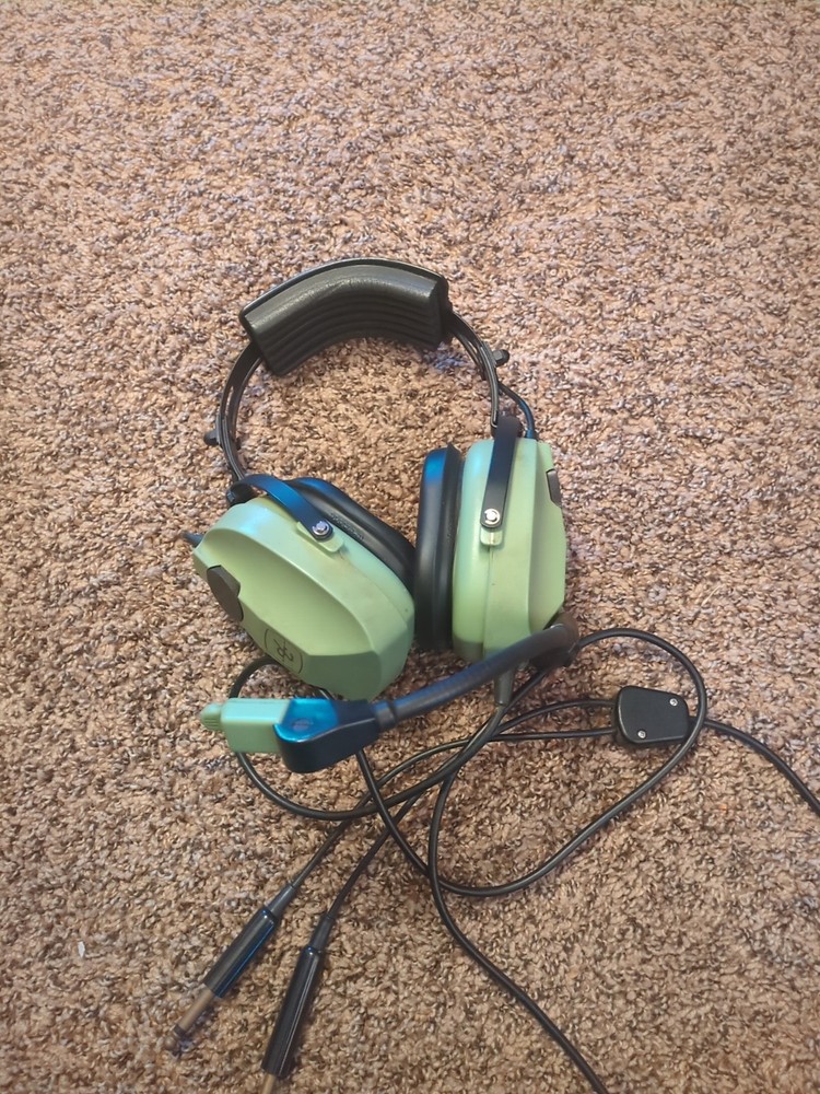 DAVID CLARK H10-80 AVIATION HEADSET W/ M-4 MIC