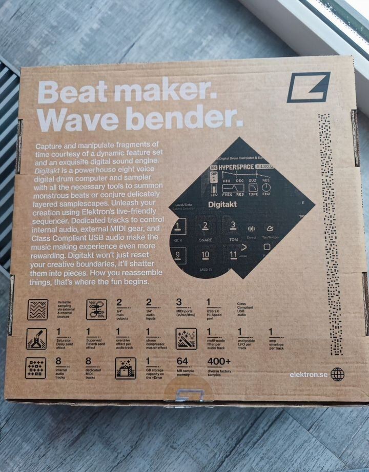 Elektron Digitakt 8-Voice Digital Drum Computer and Sampler Mint condition