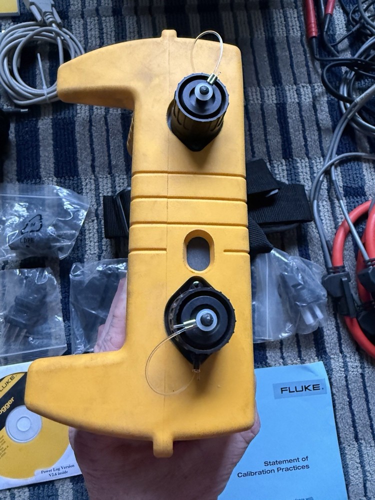 Fluke 1735 Three-Phase Power Logger w/ All Accessories