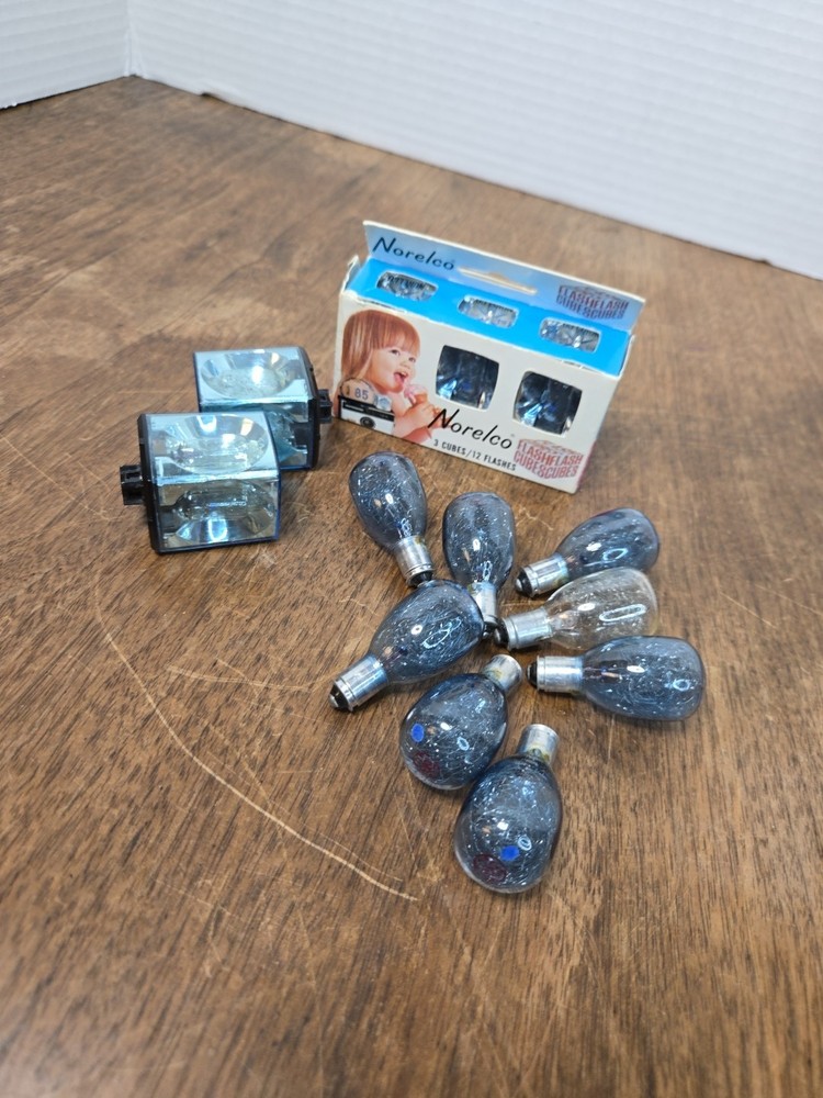 Vintage Flashbulbs Lot