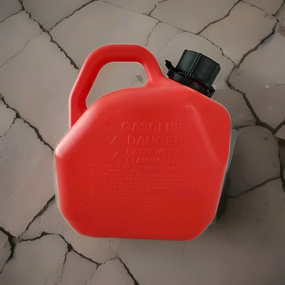 Brand New Scepter AMERI-CAN 1 Gallon Gasoline Container Spill Proof Red Unused