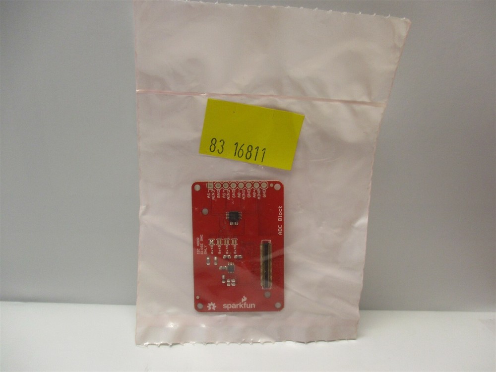 SparkFun (LYSB00TEQHUY0) 12-Bit ADC ELECTRNCS Block for Intel Edison