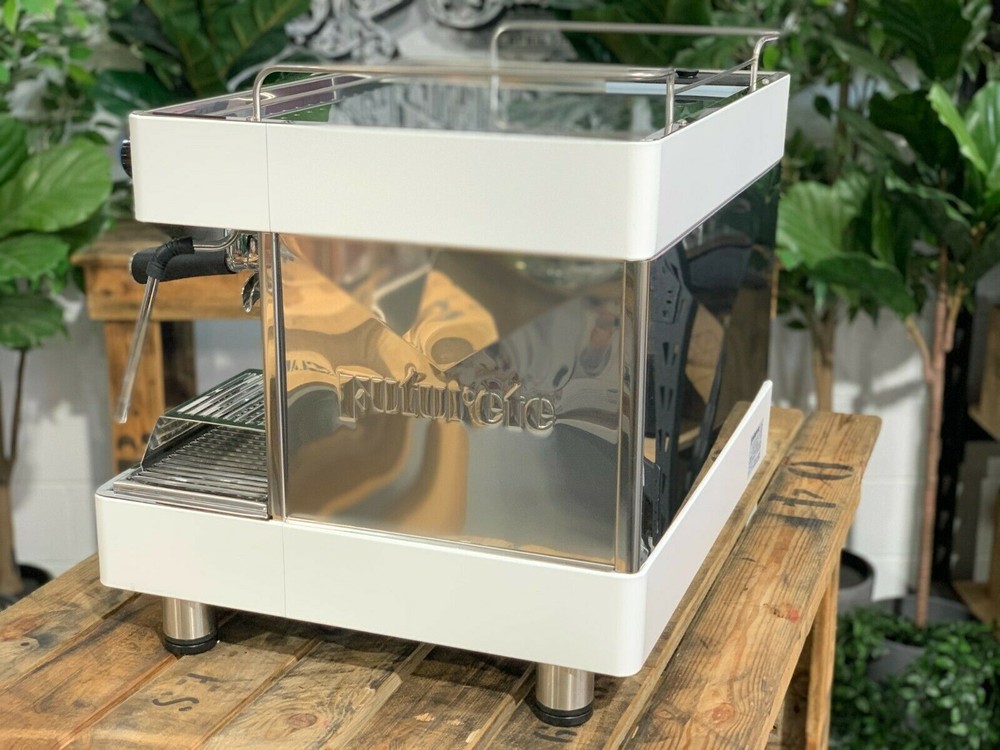 FUTURETE HORIZONT COMPACT 2 GROUP NEW WHITE TANKED ESPRESSO COFFEE MACHINE CAFE