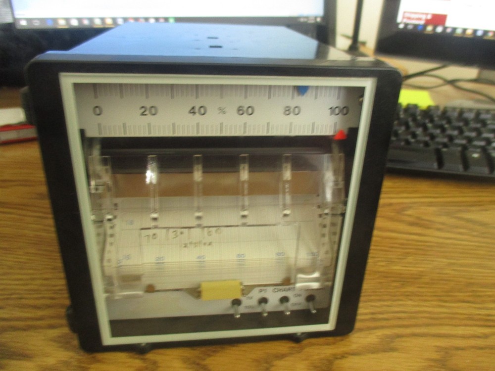 Fenwal Controls Model: 012-221 Chart Recorder.