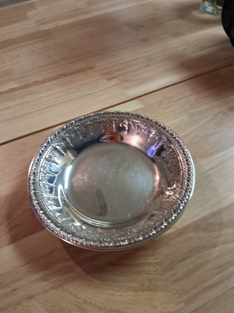Reed & Barron silver plated candy dish