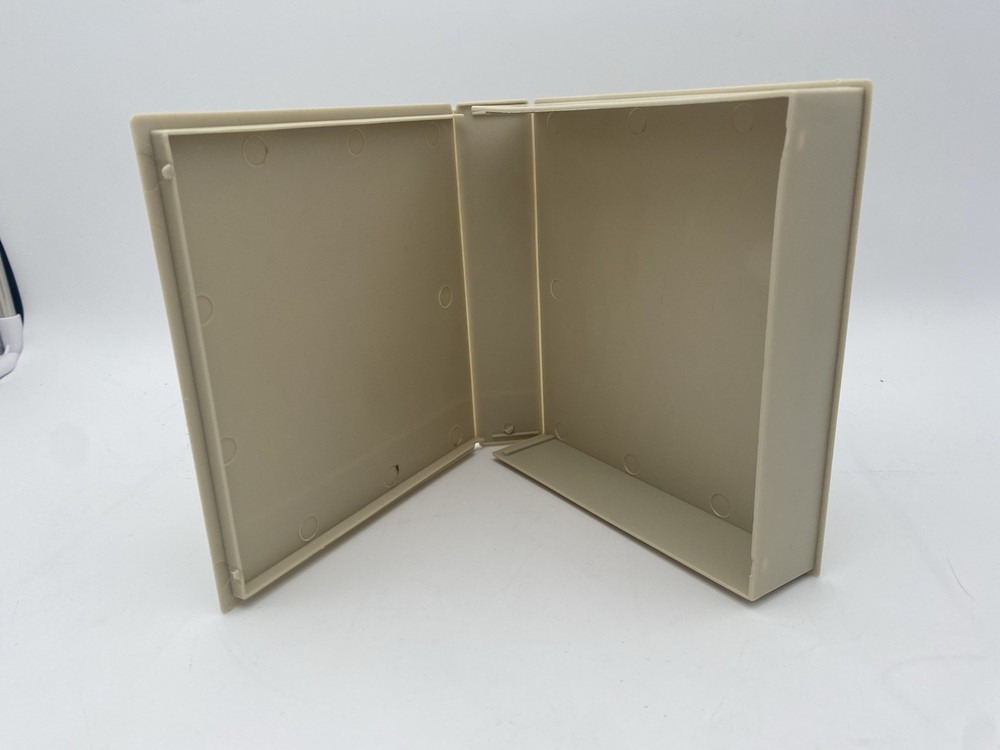 Vintage Gray 5.25 Floppy Disk Storage Case Box PC Computer Disk Holder