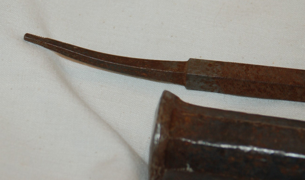 VINTAGE DWS HEAVY 9.5" CHISEL & ROUND & SQUARE FILES MAYBE KNFE MAKING ALSO READ
