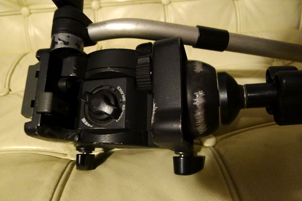 Libec RH25 Head with Pan Handle, Camera Plate, Good