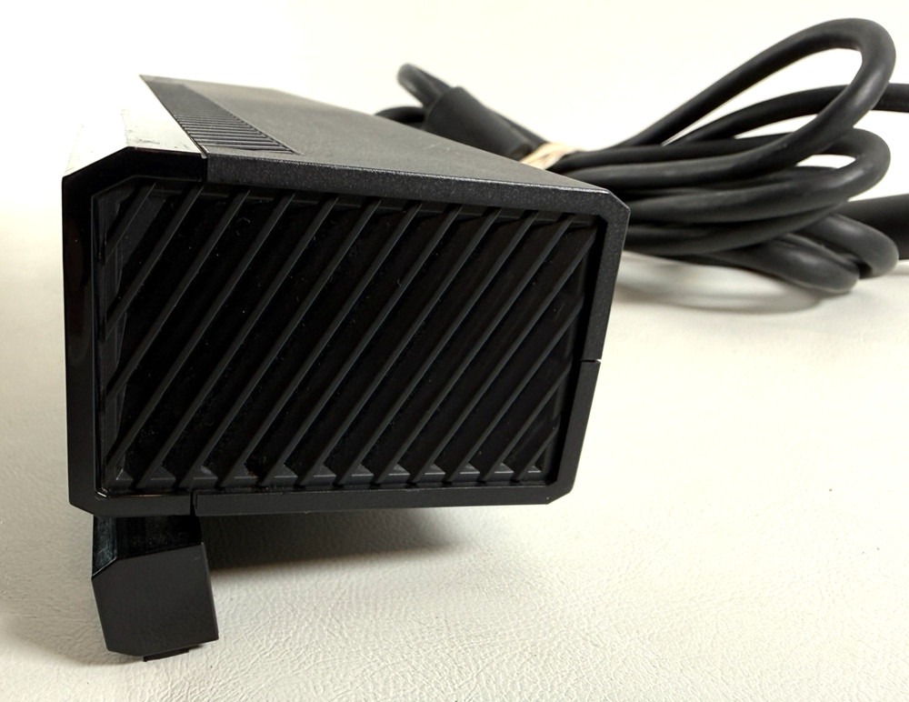 Xbox One Kinect Sensor Model 1520 Motion Camera With Cable - Black