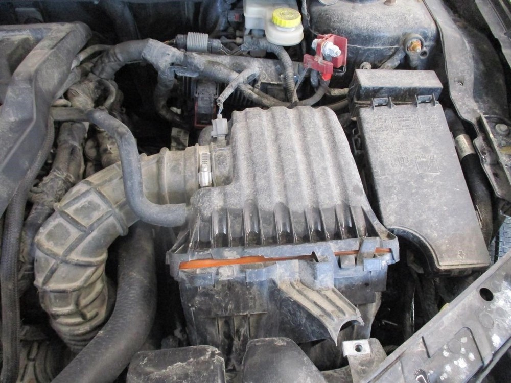 200 2013 High Mounted Stop Light 1881698